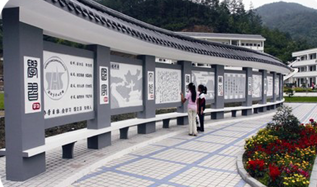 中書協(xié)理事、河南書協(xié)副主席吳行一行到源匯區(qū)許慎小學調(diào)研