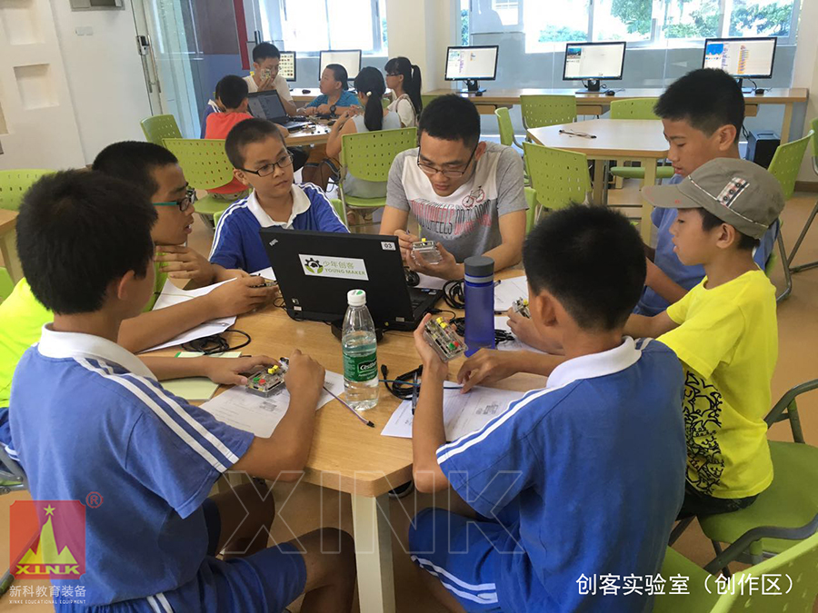 <a href='http://www.bbdjf.cn' target='1' style='font-size:14px; font-weight:bold; color:#0080ff;'>創(chuàng)客實(shí)驗(yàn)室</a>